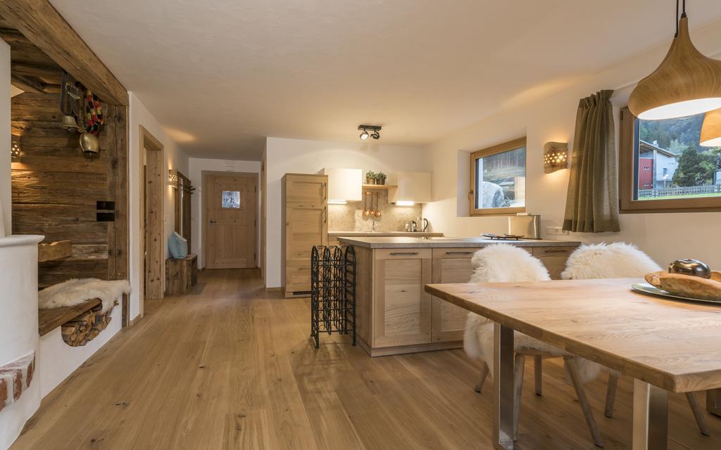 Maurlechnhof Villa Lutago Room photo